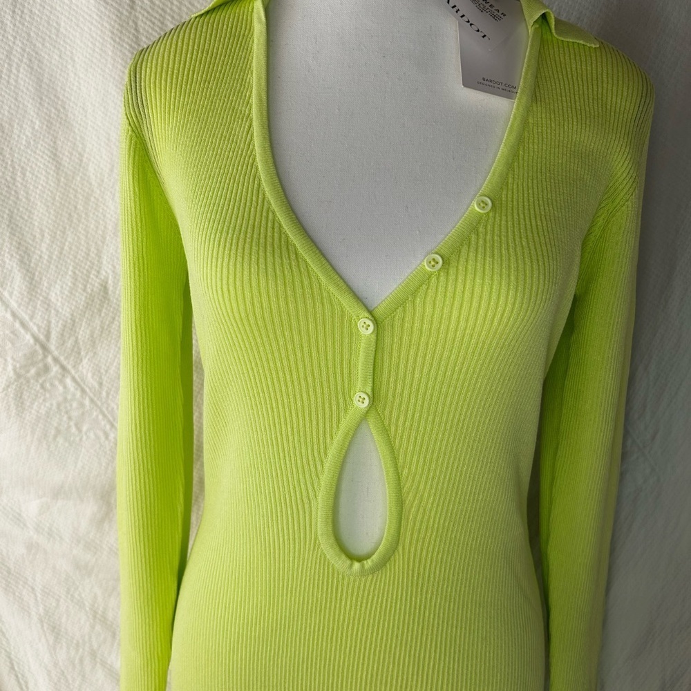 Bardot Green Plunge Neck Long Sleeve Bodycon Dress - Picture 2 of 5